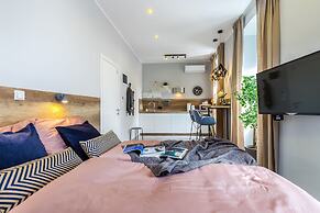 Number 1 Deluxe Apartments