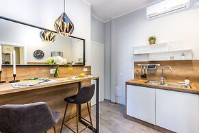 Number 1 Deluxe Apartments