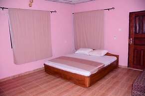 De Wise Hotel