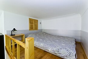 Cozy housing on Nevsky Prospect