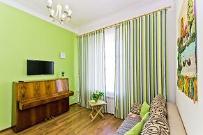 Cozy housing on Nevsky Prospect