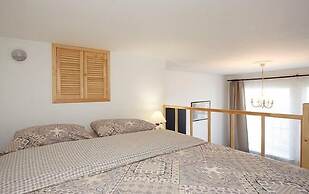 Cozy housing on Nevsky Prospect