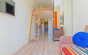 Cozy housing on Nevsky Prospect