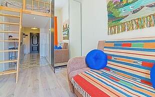 Cozy housing on Nevsky Prospect