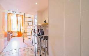 Cozy housing on Nevsky Prospect