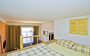 Cozy housing on Nevsky Prospect