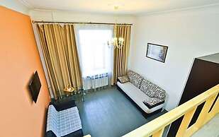 Cozy housing on Nevsky Prospect