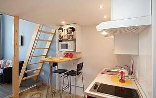 Cozy housing on Nevsky Prospect