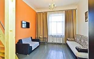 Cozy housing on Nevsky Prospect