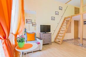 Cozy housing by Moscow railway station