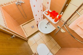 Cozy housing by Moscow railway station