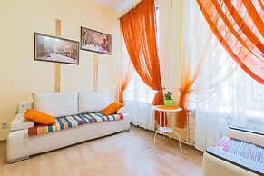 Cozy housing by Moscow railway station