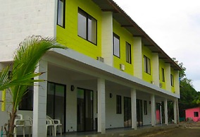 Cabaña Vacacional En Coveñas Con Piscina