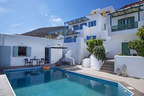 Aelia Apartments & Suites