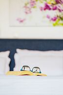 Aelia Apartments & Suites