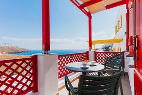 Aelia Apartments & Suites