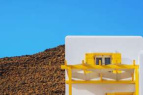 Aelia Apartments & Suites