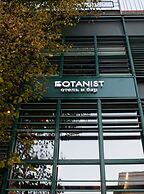 Botanist Hostel