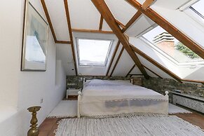 Luxury Italian Lakes Villa With Pool. 360 Degree Views. Sleeps 11