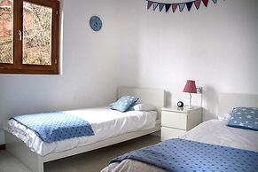 Family Friendly Italian Lakes 3 Bedroom Villa With Wifi, Bbq, Lake Vie
