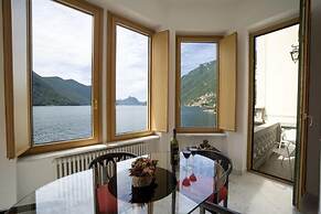 Lake Lugano 1 bed Apartment With Balcony