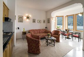 Lake Lugano 1 bed Apartment With Balcony