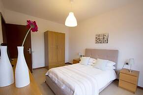 Stunning Italian Lakes Villa With Lake Views, Bbq, Wifi, Wii Games Con