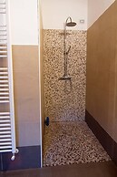 Stunning Italian Lakes Villa With Lake Views, Bbq, Wifi, Wii Games Con
