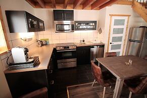 Red Cariboo Apartments