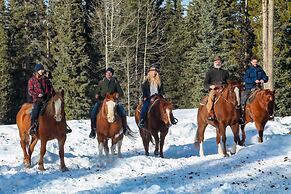 Red Cariboo Apartments