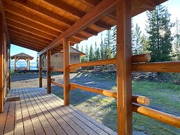 Red Cariboo Apartments