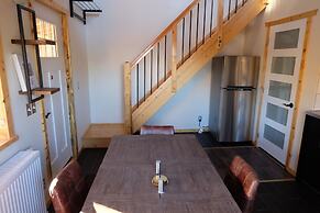 Red Cariboo Apartments