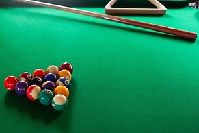 Red Cariboo Apartments