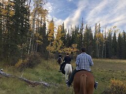 Red Cariboo Apartments