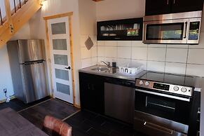 Red Cariboo Apartments