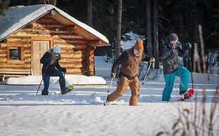 Red Cariboo Apartments