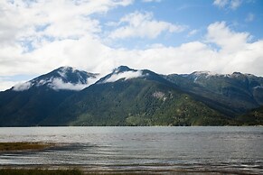 Red Cariboo Apartments