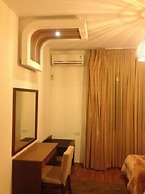 Golden Palace Hotel Apartments