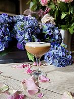 The White Hart Hotel