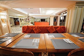 Grand Marcello Hotel & Spa