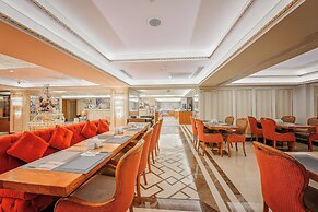 Grand Marcello Hotel & Spa