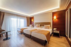 Grand Marcello Hotel & Spa