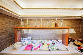 Grand Marcello Hotel & Spa