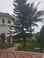 Green Hill Villa Sibolangit