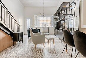 Sasson & Co Luxury 1BR House Neve Tzedek