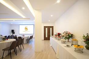 CEREJA Hotel & Resort Da Lat