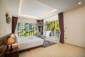 CEREJA Hotel & Resort Da Lat