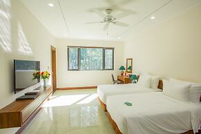 CEREJA Hotel & Resort Da Lat