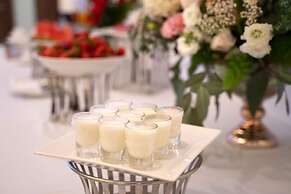 CEREJA Hotel & Resort Da Lat