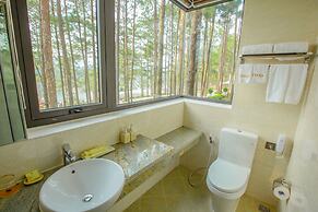 CEREJA Hotel & Resort Da Lat